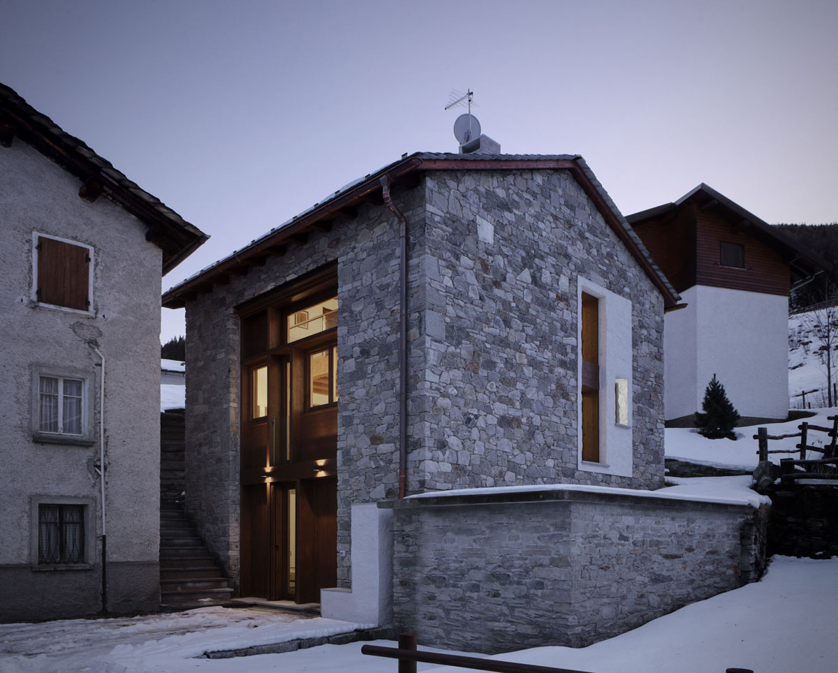 Contemporary-Country-House-Italy_12 Lombardy-Country-House