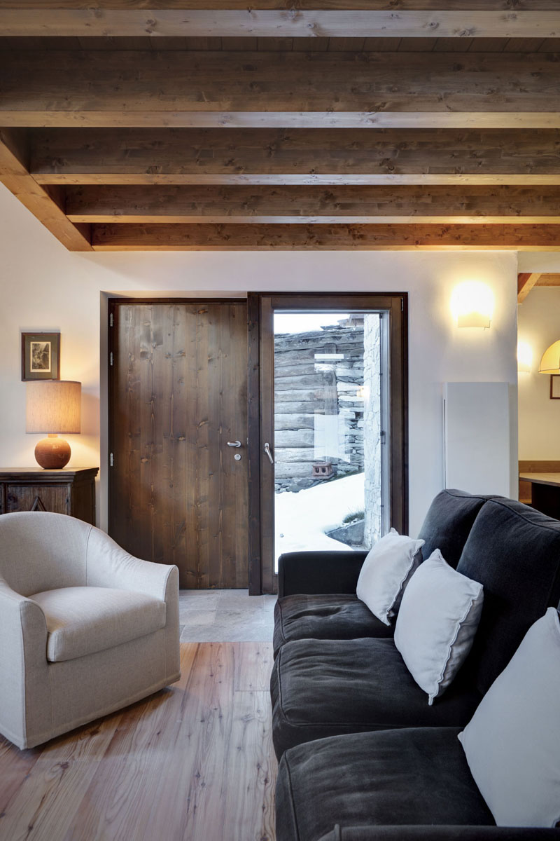 Contemporary-Country-House-Italy_6 Modern-Country-House