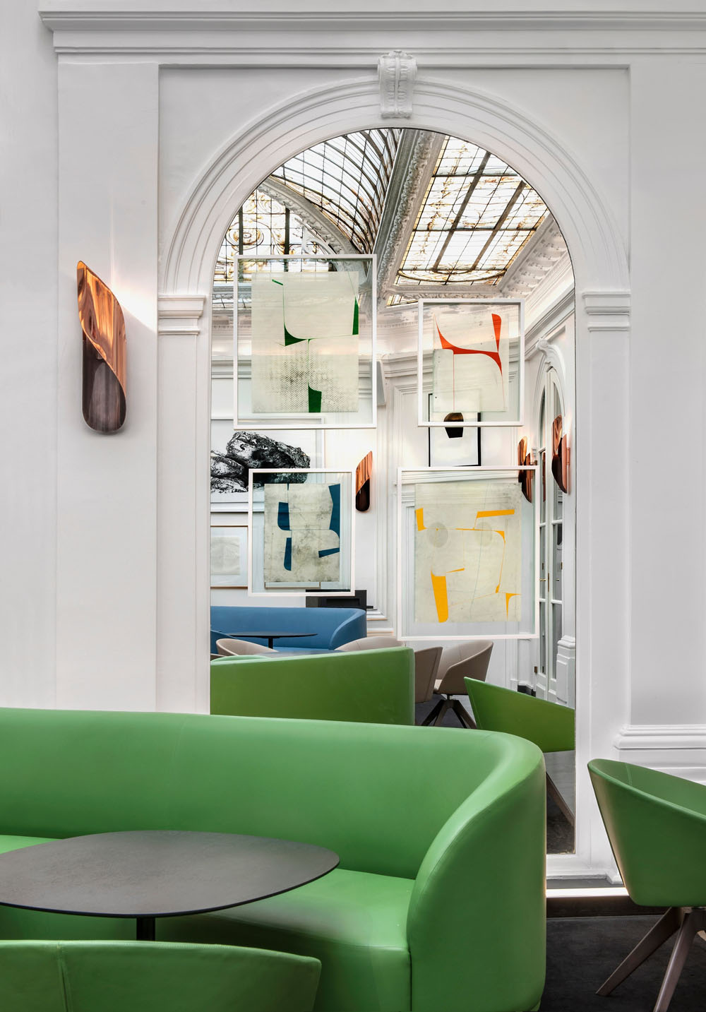 Timeless Elegance at the Hôtel Vernet Paris