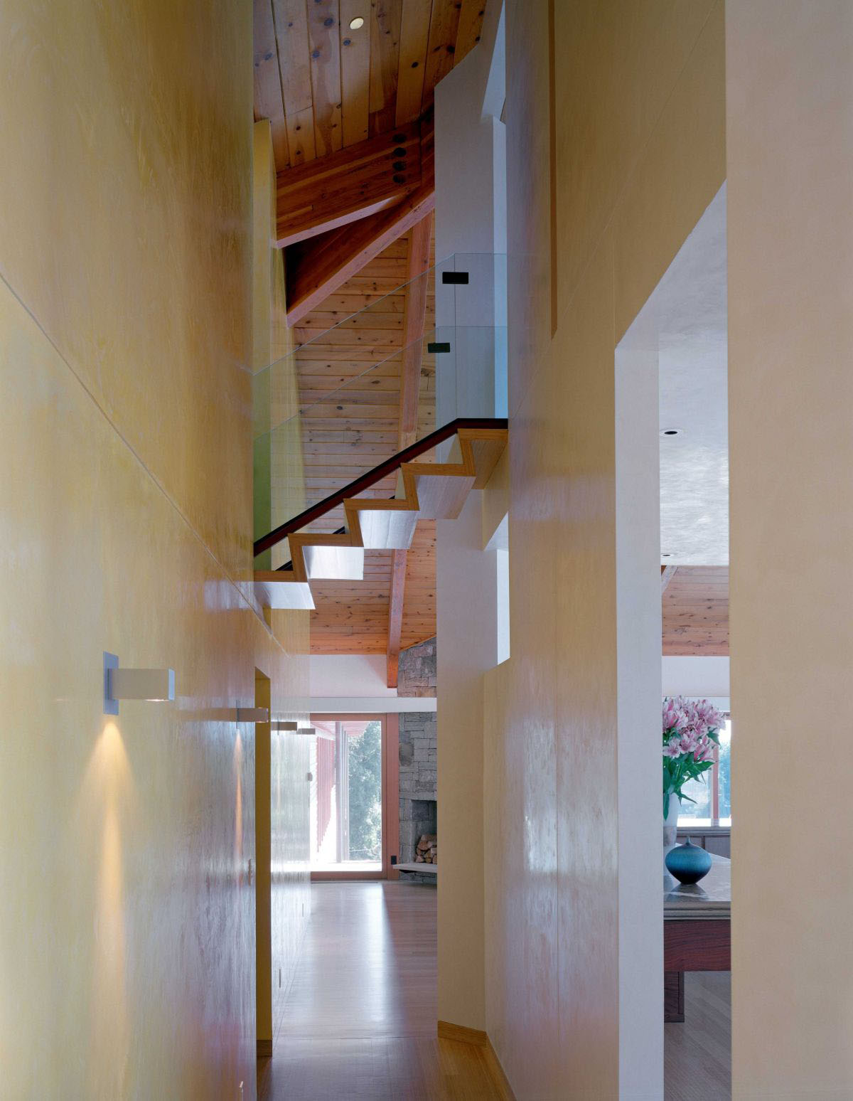 Contemporary-Stone-and-Wood-House_11
