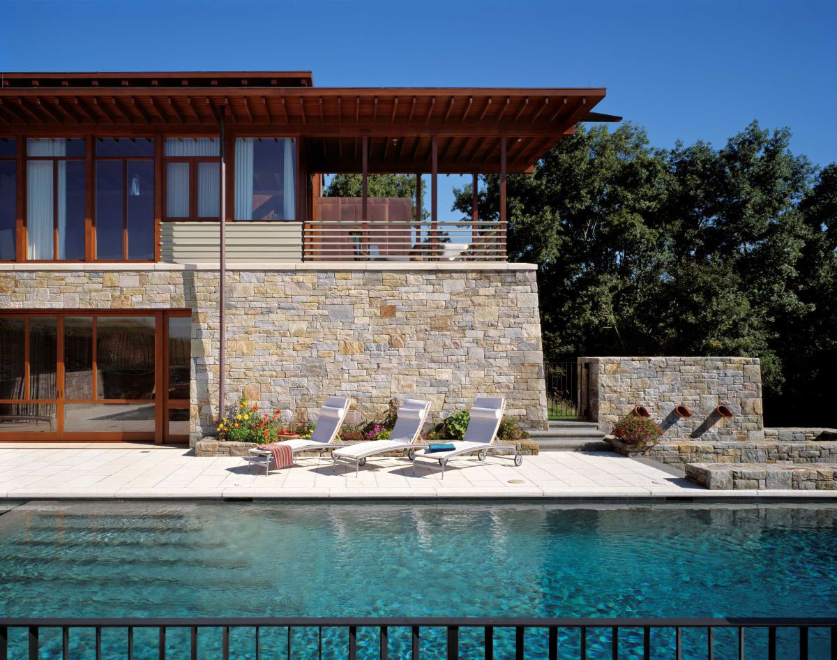 Contemporary-Stone-and-Wood-House_2 House with Frank Lloyd Wright Style Architecture