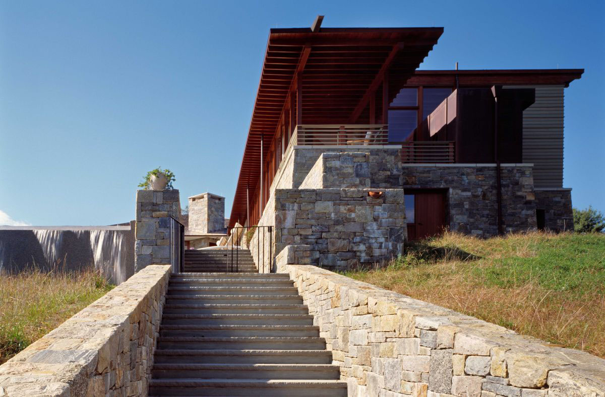 Contemporary-Stone-and-Wood-House_20