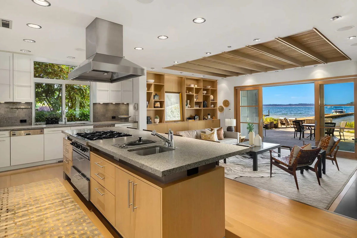Contemporary Waterfront Home - Mercer Island, Washington Modern Kitchen with Lake View