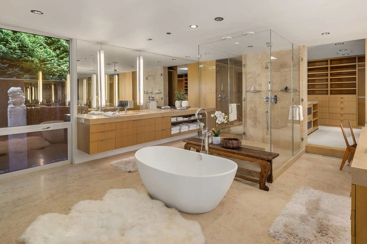 Contemporary Waterfront Home - Mercer Island, Washington