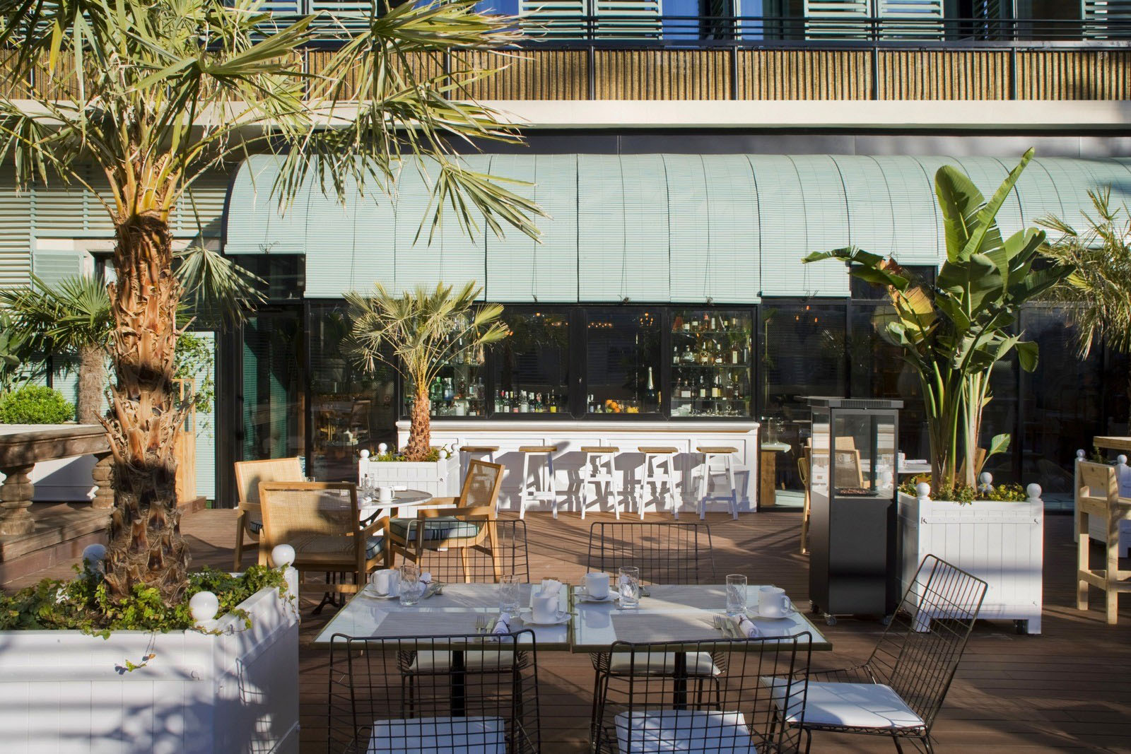Cotton-House-Hotel_29 Outdoor Terrace Tapas Bar Barcelona