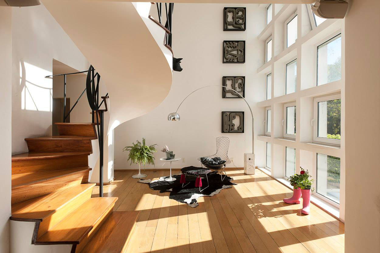 Custom-Designed-Modern-Duplex-Apartment-Mexico-City_1