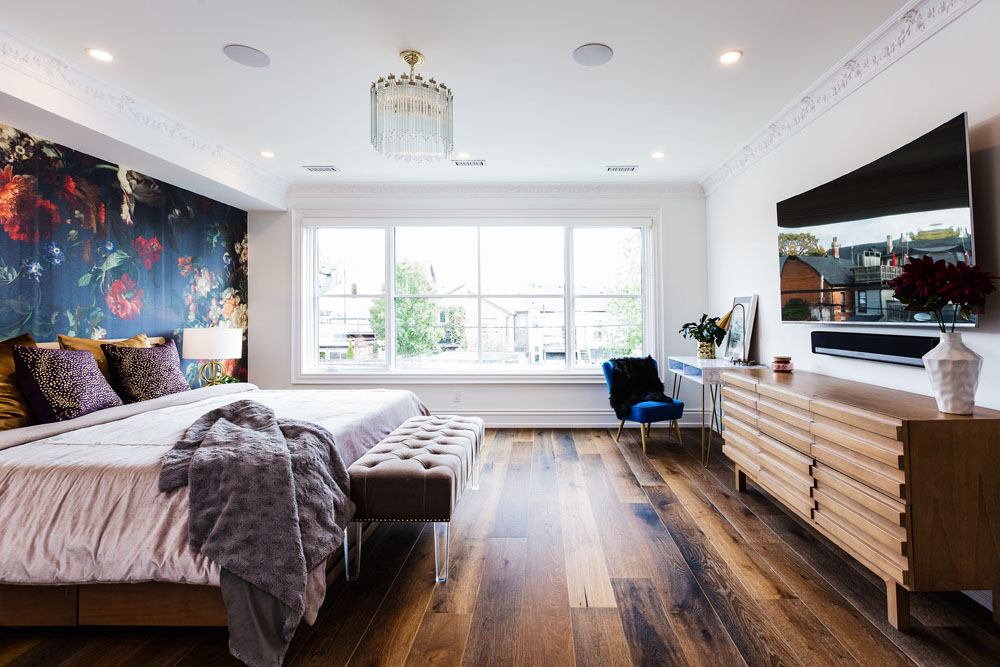 Custom Modern Luxury Home on Narrow Lot - Toronto, Ontario, Canada