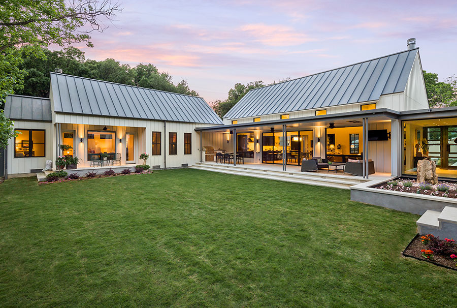 Contemporary Farmhouse Design