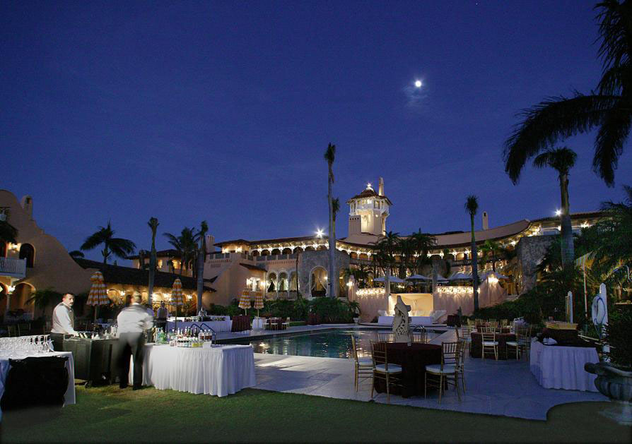 donald-trump-mar-a-lago-palm-beach-florida_13