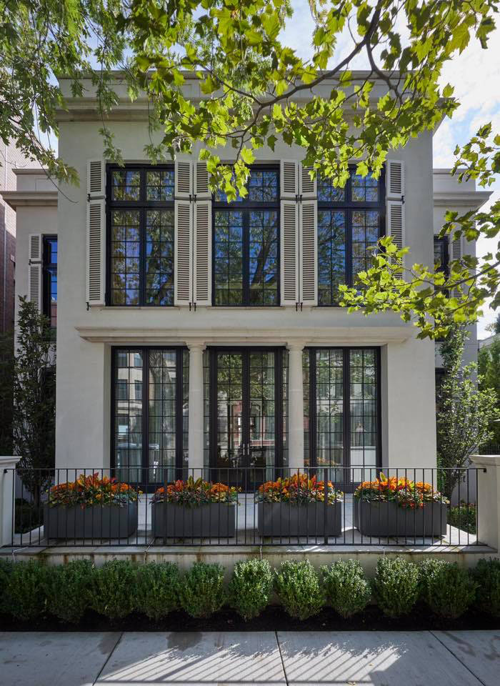 Understated Elegance in a Chicago Home in Lincoln Park
