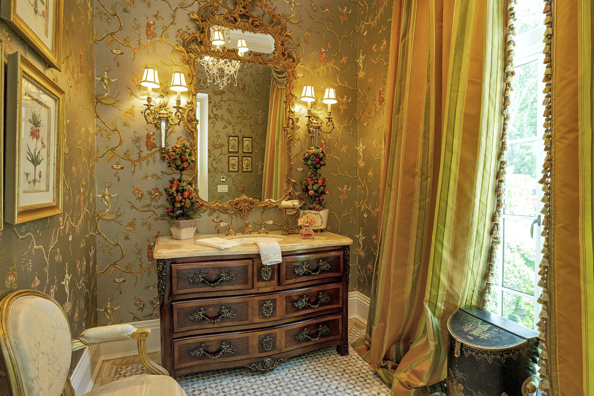 Luxury Grand Estate with Old World Charm - Mill Neck, Long Island, New York