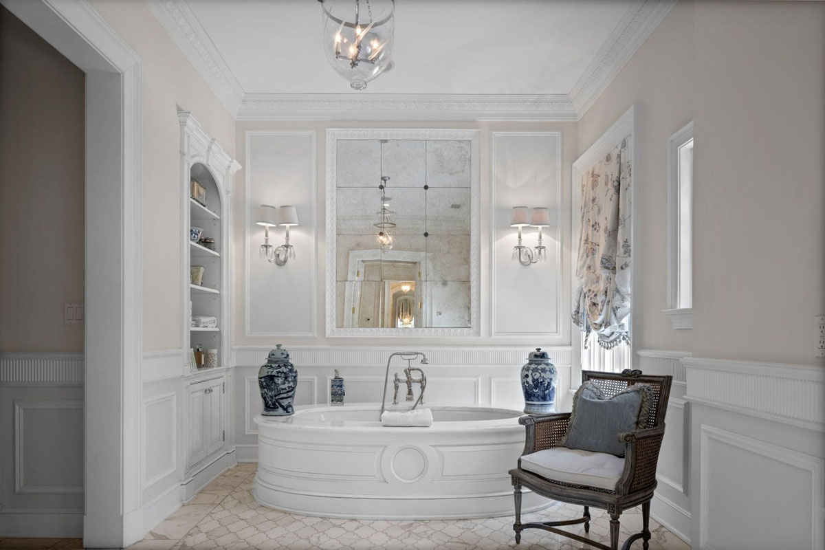 Luxury Grand Estate with Old World Charm - Mill Neck, Long Island, New York