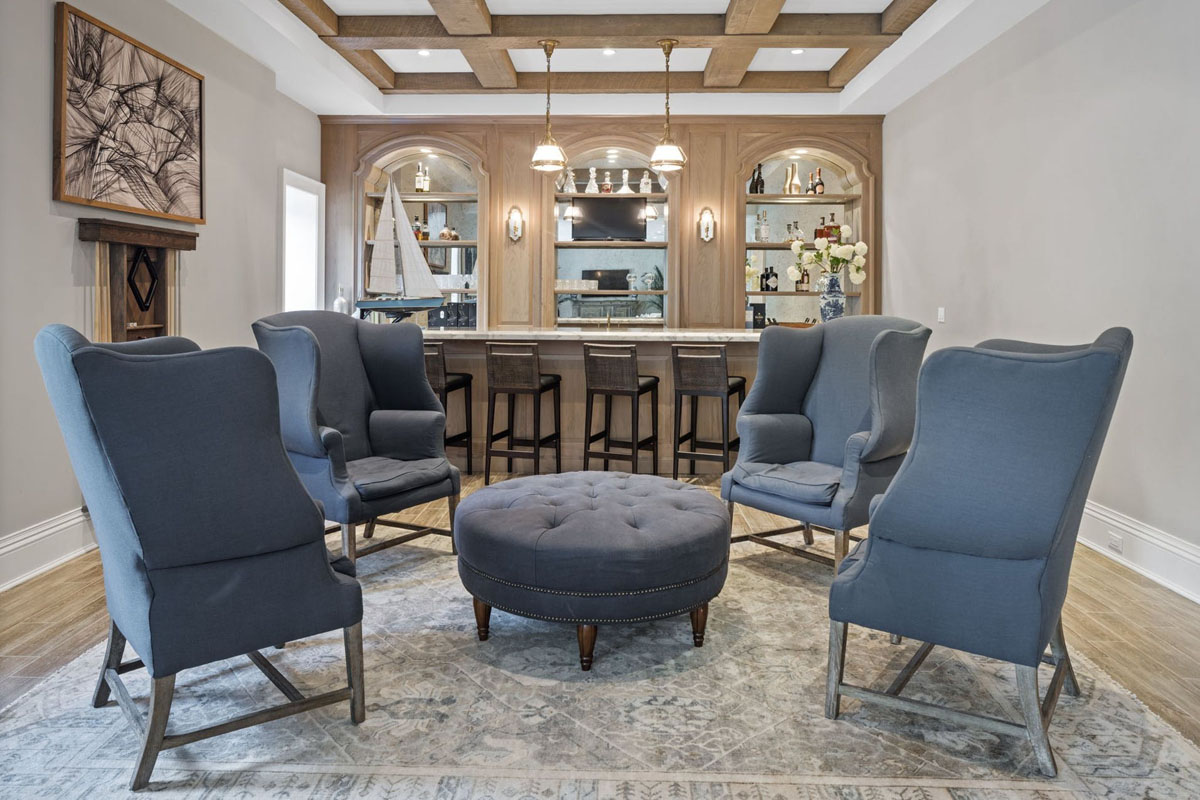 Luxury Grand Estate with Old World Charm - Mill Neck, Long Island, New York