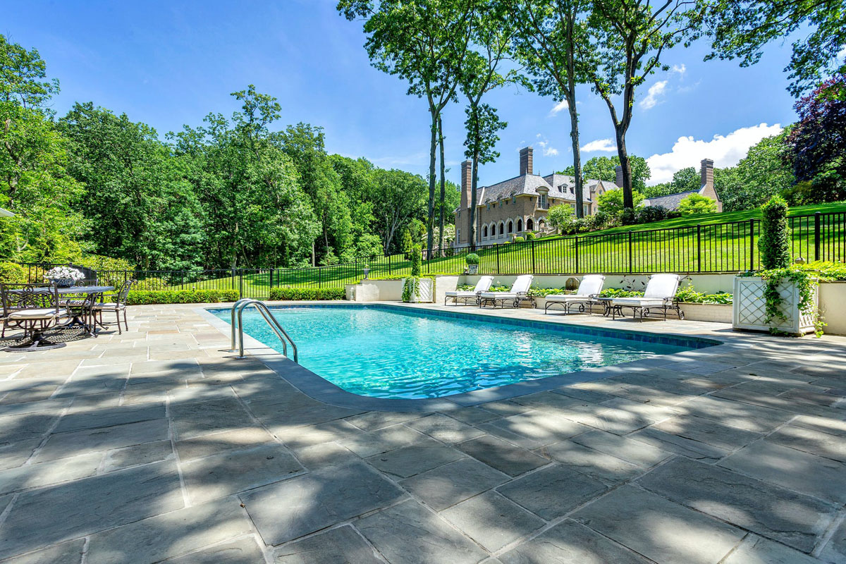 Luxury Grand Estate with Old World Charm - Mill Neck, Long Island, New York