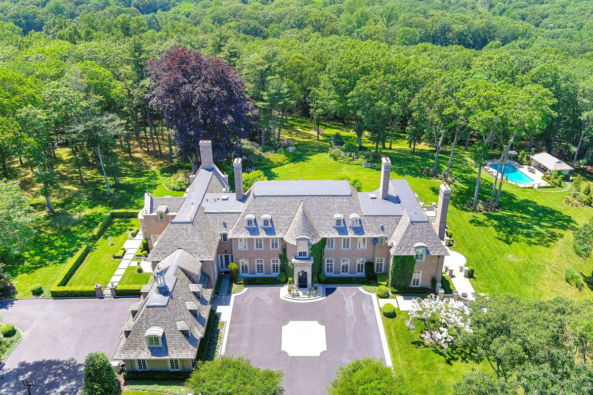 Luxury Grand Estate with Old World Charm - Mill Neck, Long Island, New York
