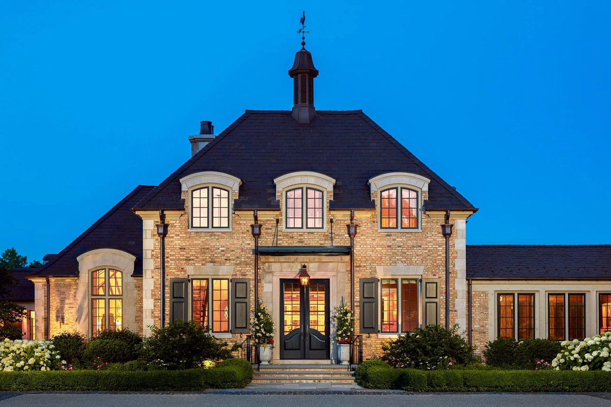 Luxury Estate with Traditional Architecture - Highland Park, Illinois