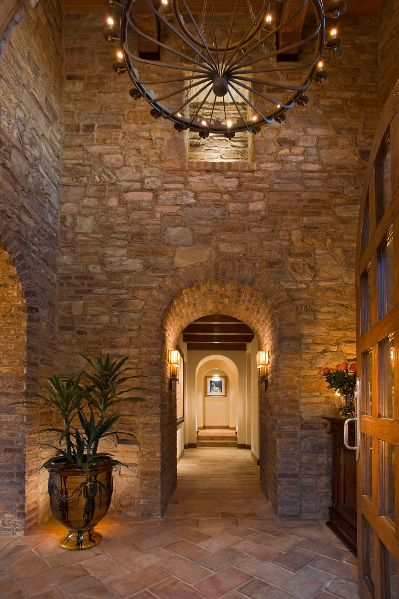 Elegant Tuscan Stone House - La Quinta, California