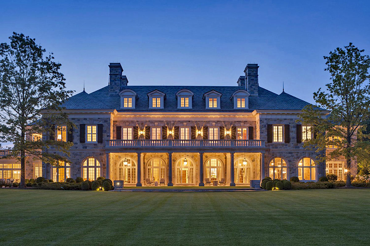 Elegant Stone House with Classical Architecture - Greenwich, Connecticut