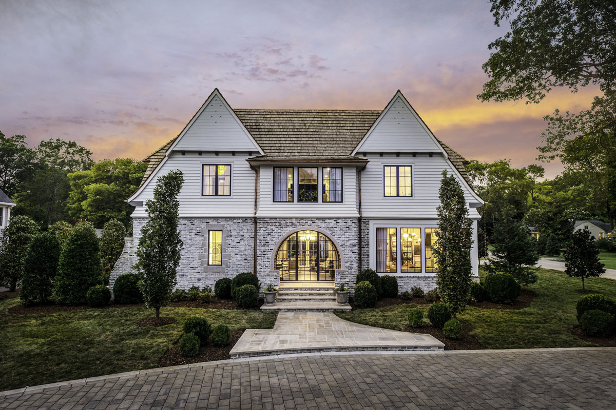 English Arts and Crafts Inspired House with Eclectic Interiors - Belle Meade, Nashville, Tennessee
