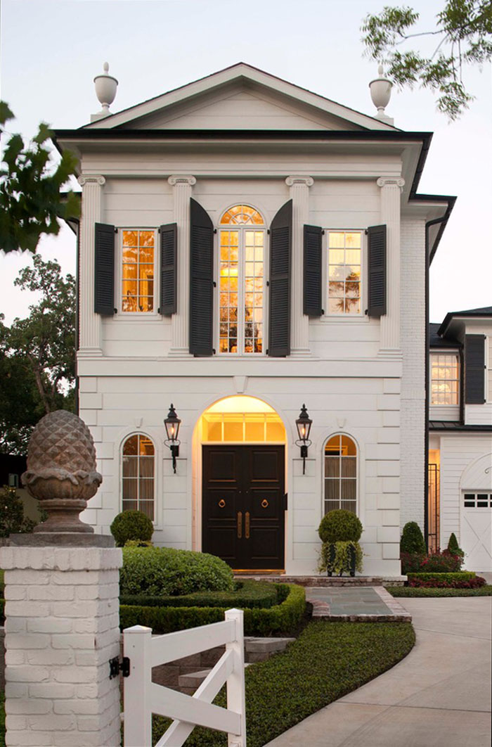 Federal-Style-Houston-Home_13 Palatial Home with Federal Style Architecture