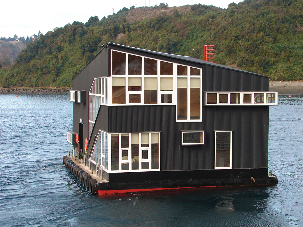 Floating-House-Chile_1