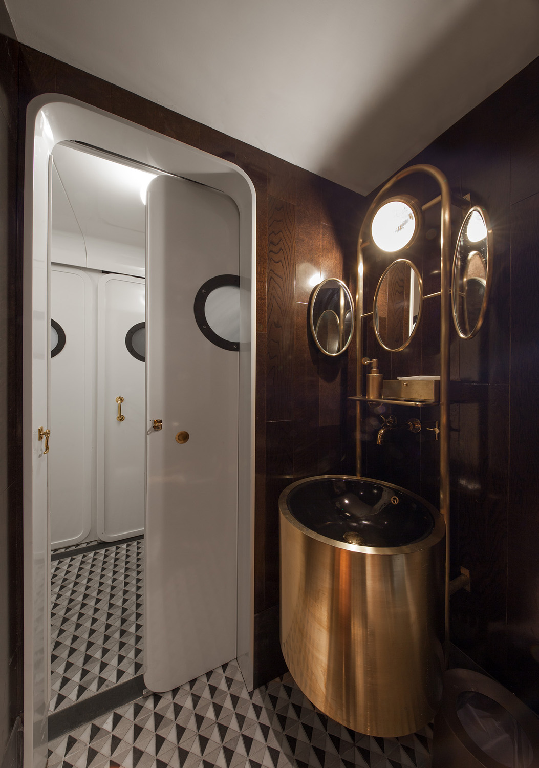 Foxglove-Speakeasy-Bar-Hong Kong_10
