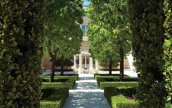 French-Chateau-Style-Mansion_10