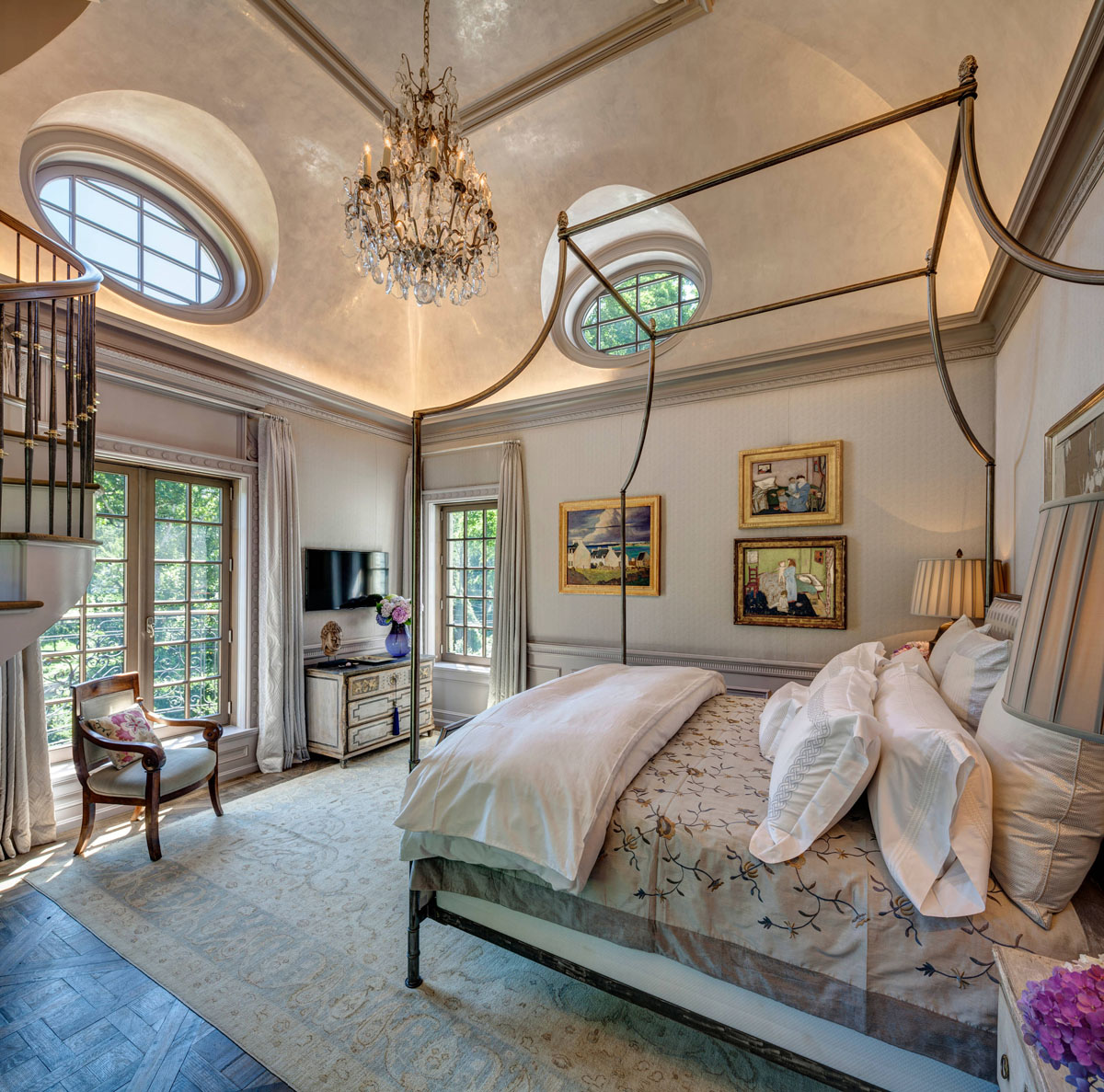 French Style Rustic Elegant Home - Greenwich, Connecticut