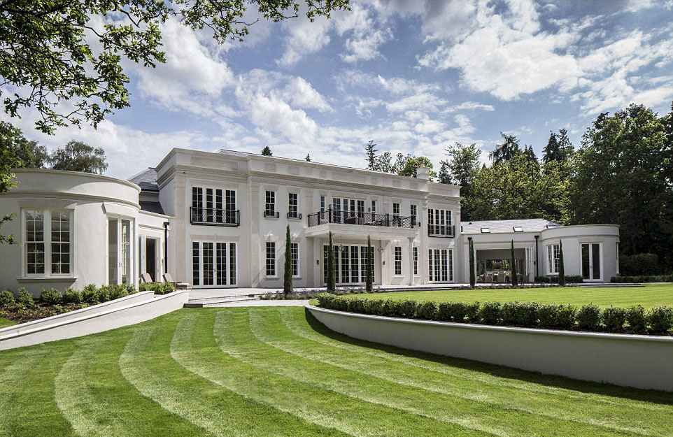 Furzecroft_9 Modern English Mansion