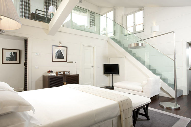 Gallery-Hotel-Art-Florence_1