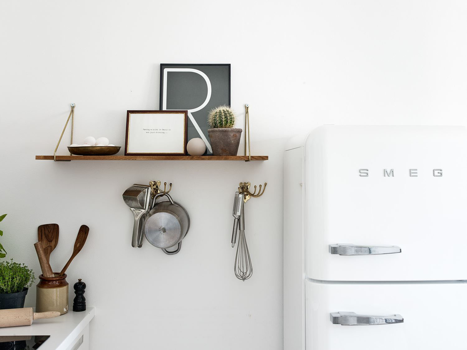 Gothenburg-Renovated-One-Bedroom-Small-Apartment_4