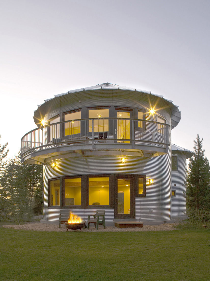 Grain-Silos-House_1