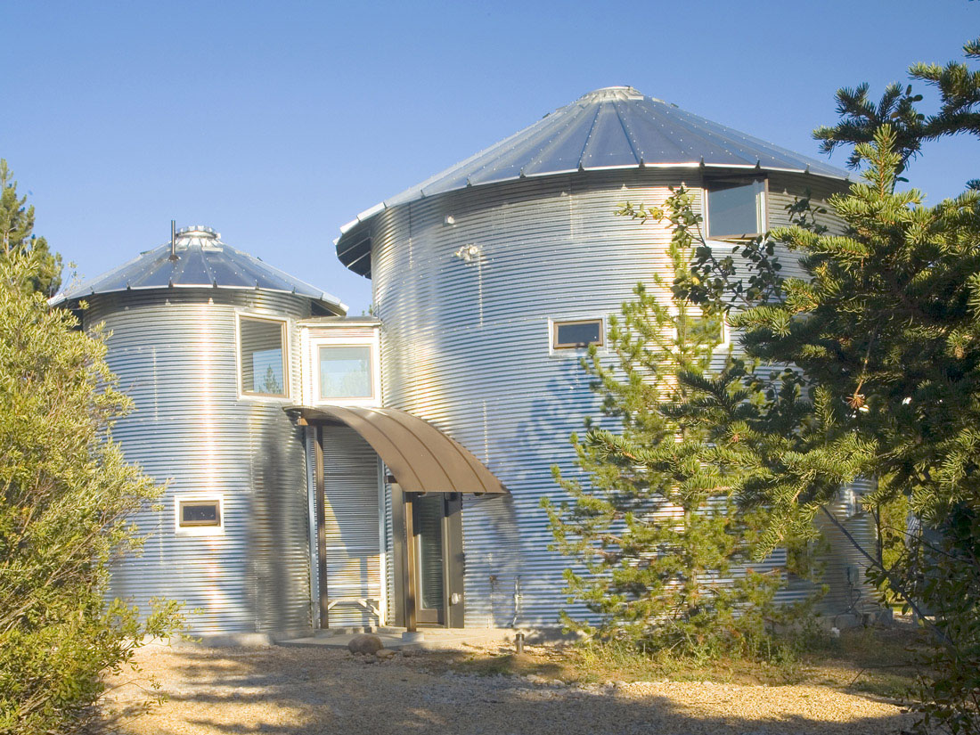 Grain-Silos-House_2
