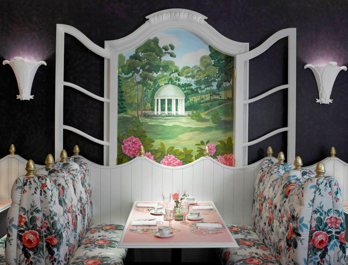 Greenbrier Hotel Elegant Colorful Interior Decor - White Sulphur Springs, West Virginia The Greenbrier Draper’s Restaurant