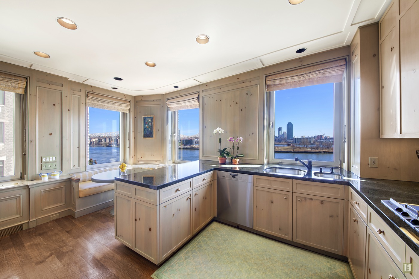 Greta-Garbo-New-York-Apartment-The-Campanile_9