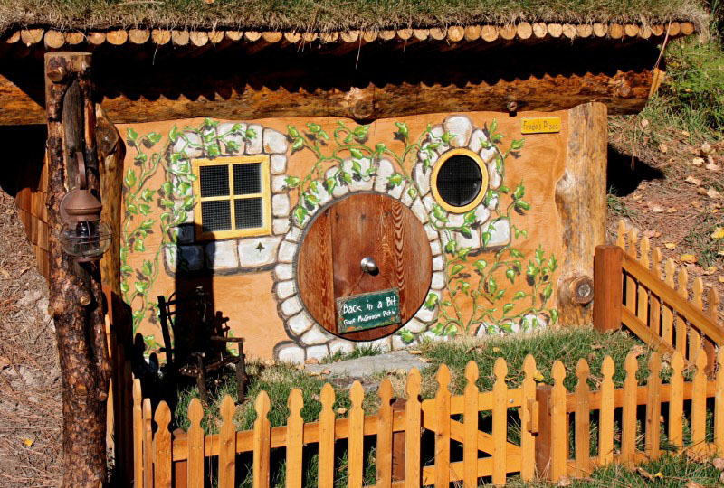Hobbit-House-Montana_15