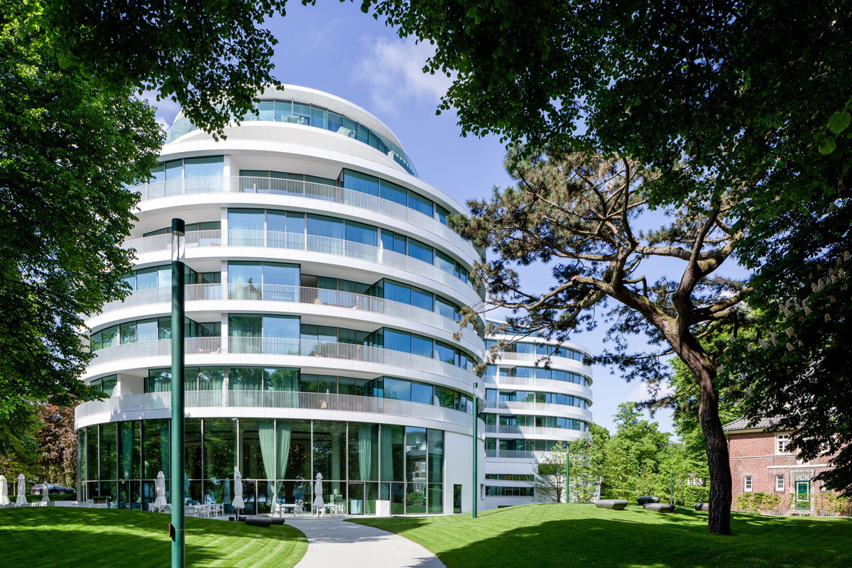 The Fontenay Hotel on Outer Alster Lake - Hamburg, Germany
