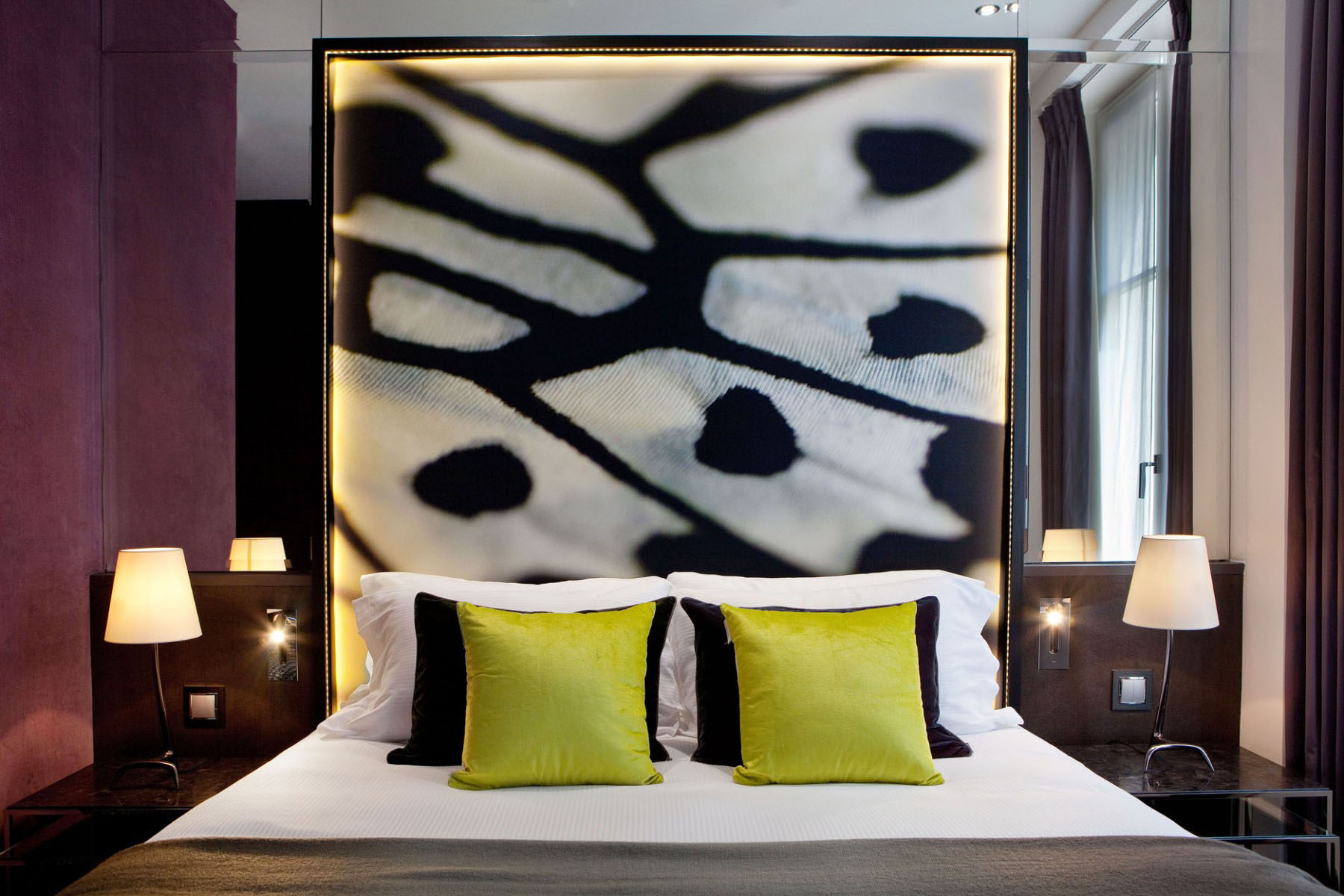 Hotel-de-Seze-Paris_5 Chic Contemporary Bedroom Design