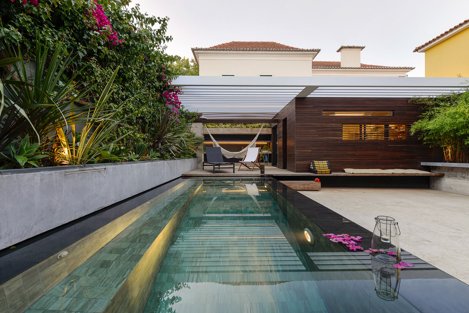 House-In-Estoril_18