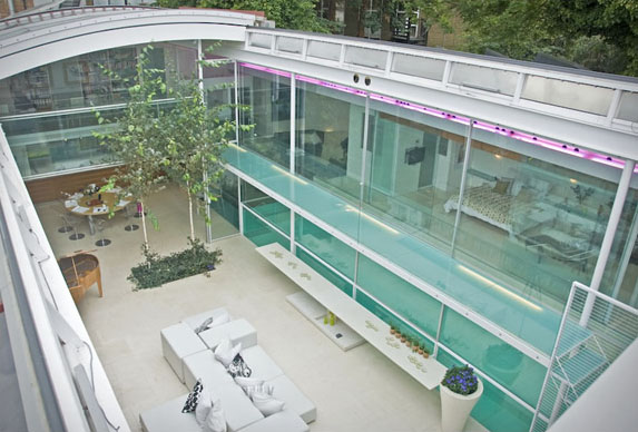 Indoor-Glass-Swimming-Pool_4