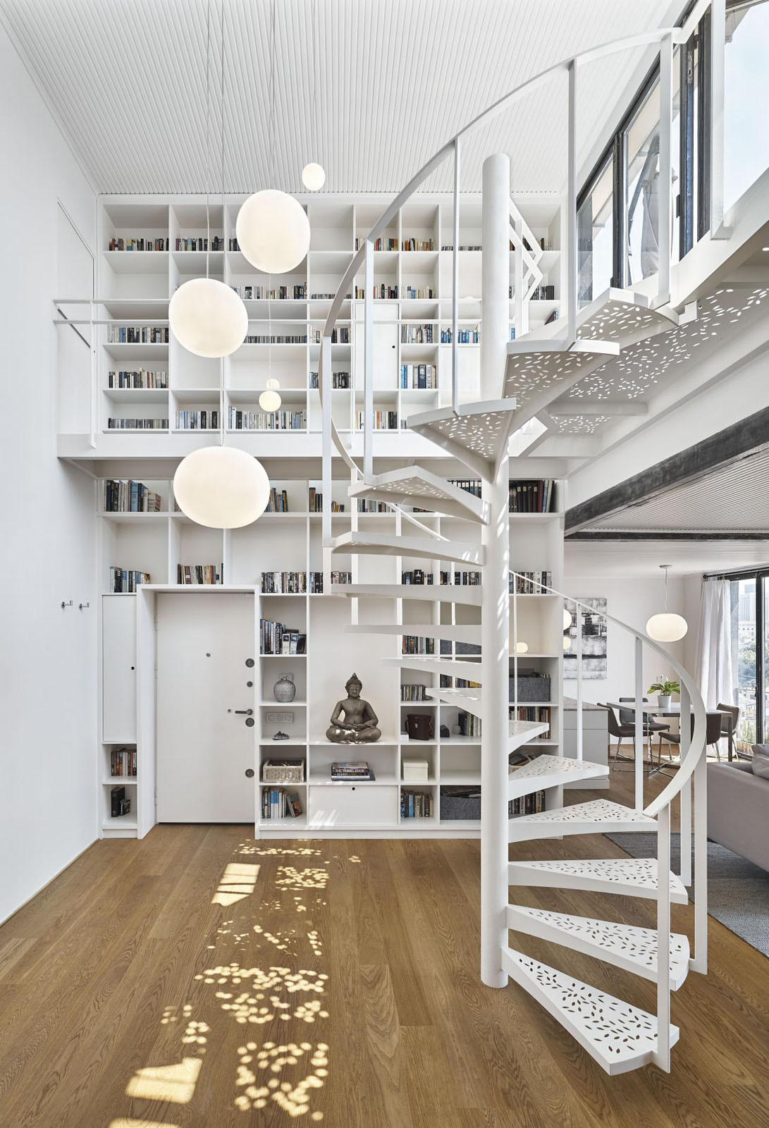 Istanbul-Penthouse-Bosphorus-View_2 White Metal Spiral Staircase