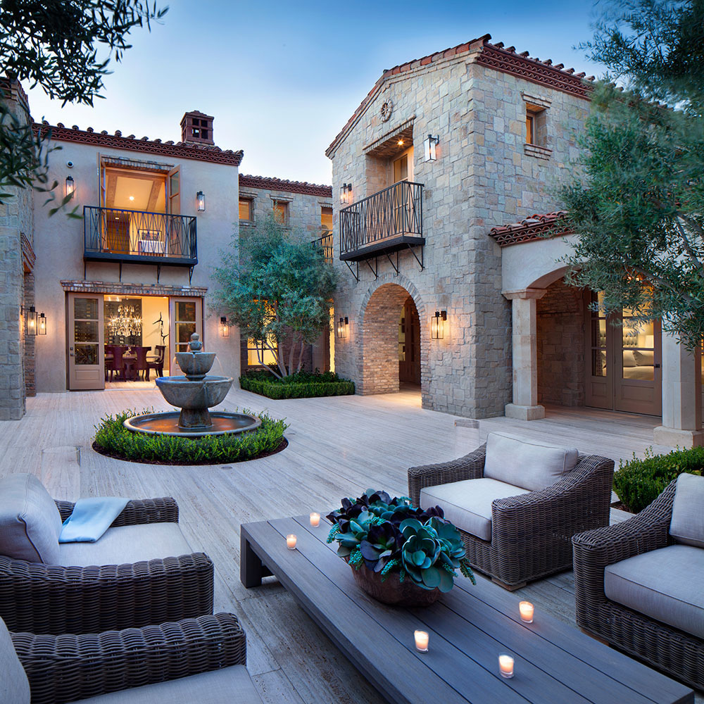 Italian-Mediterranean-Style-Villa-Estate-La-Quinta-California_2 Intimate Italian Style House Courtyard