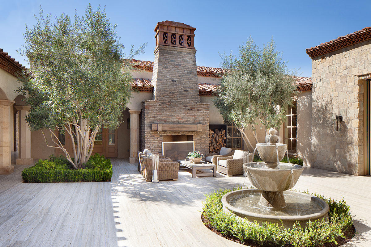 Italian-Mediterranean-Style-Villa-Estate-La-Quinta-California_9