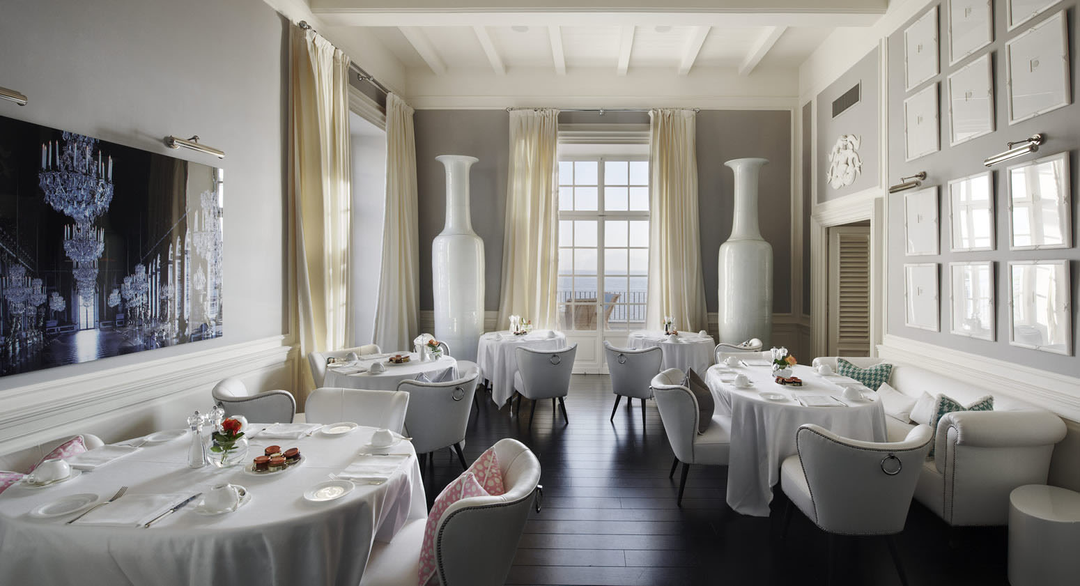 JK-Place-Capri_9 Restaurant-Interior-Decor-Capri
