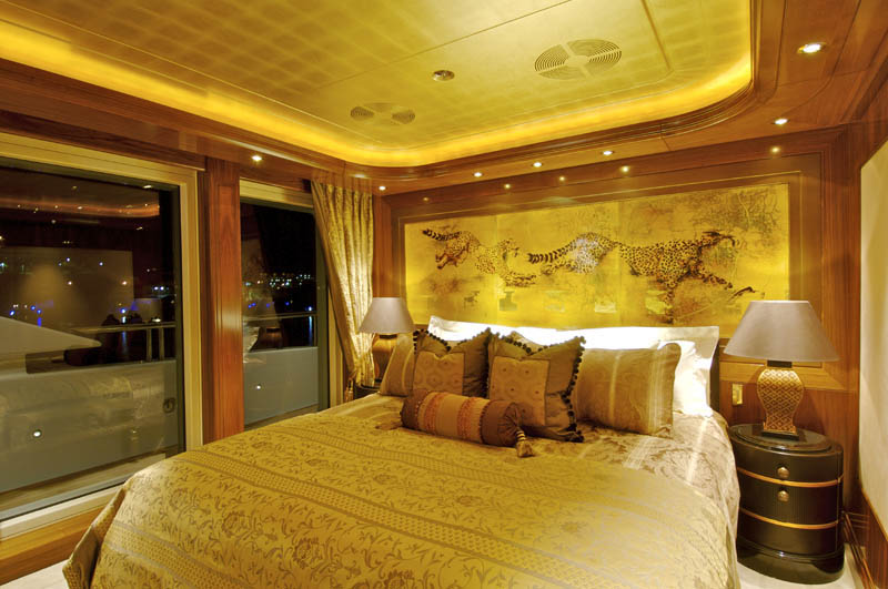 Kismet-Yacht_15 Yacht-Guest-Suite