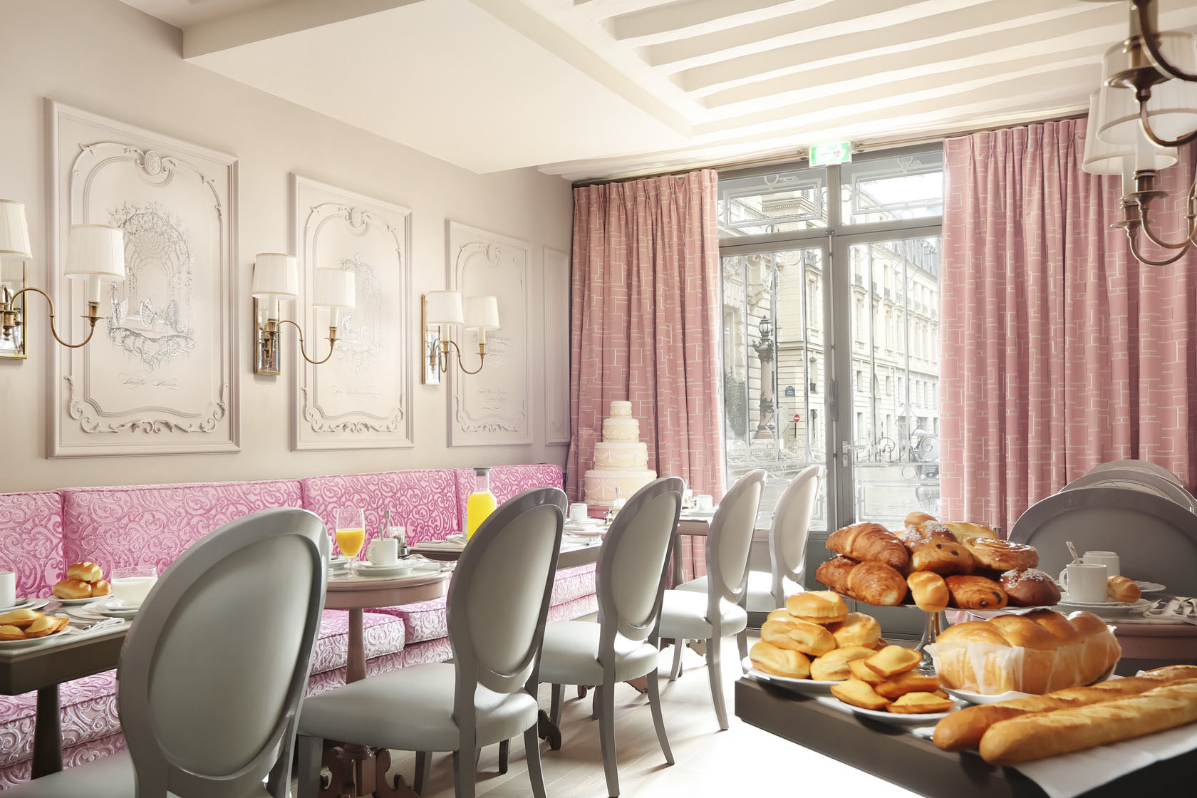 La-Maison-Favart-Hotel-Paris_2 Parisian Style Interior Decor