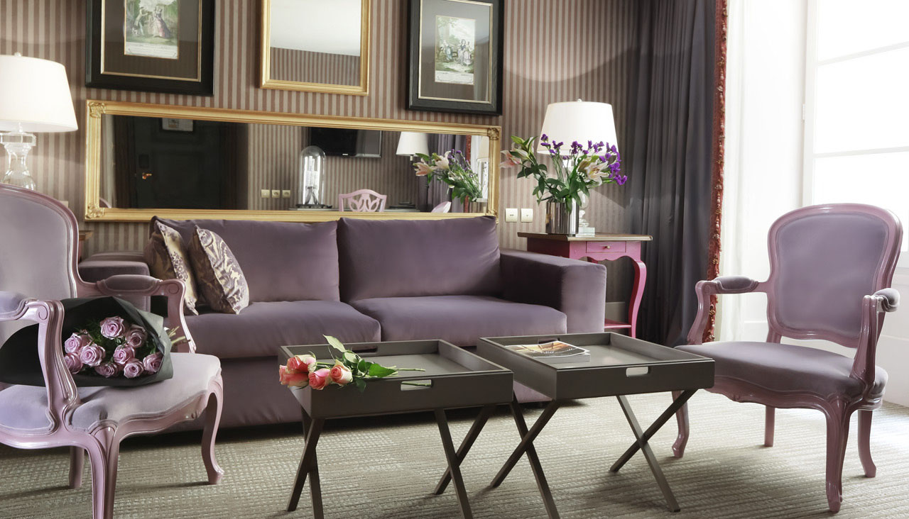 La-Maison-Favart-Hotel-Paris_24 Purple Theme Living Room