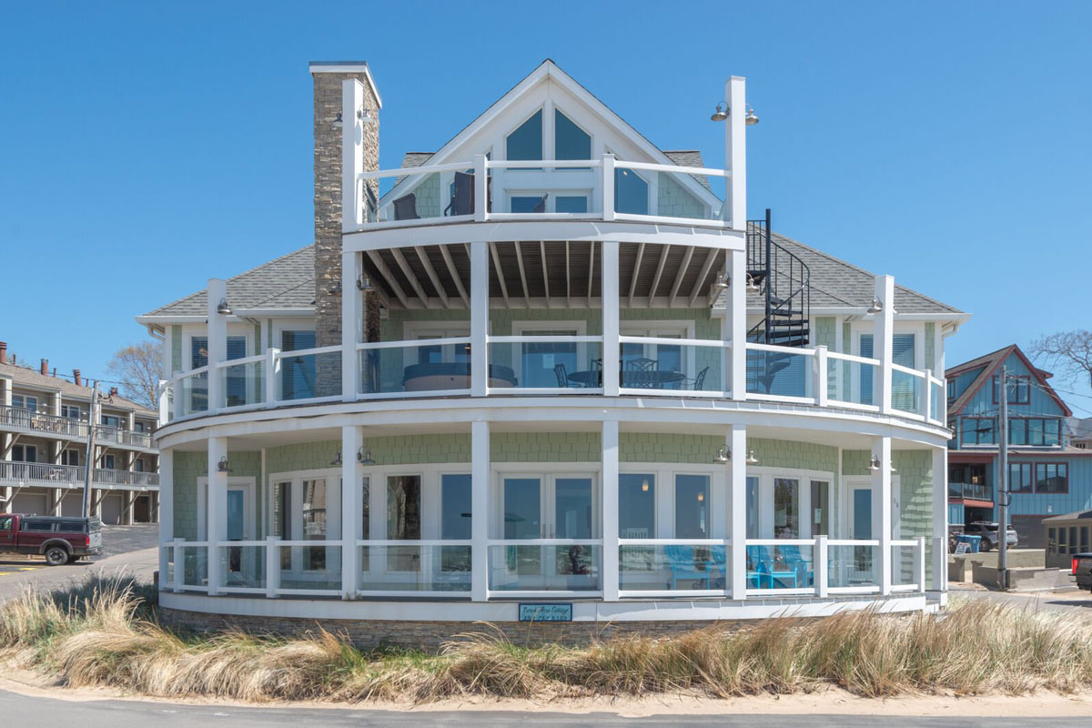 Beachfront Retreat with Panoramic Views of Lake Michigan