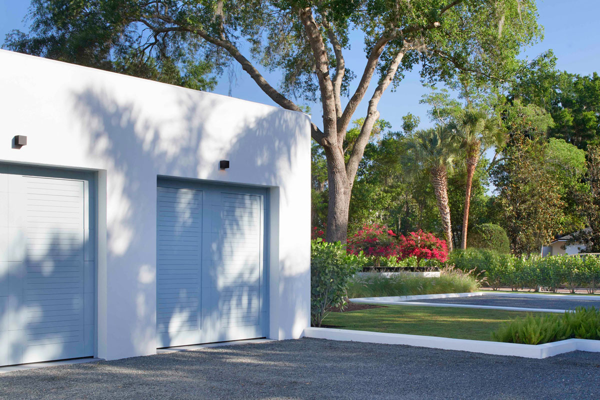 Lakeside Home with Modern Architecture - Winter Park, Florida