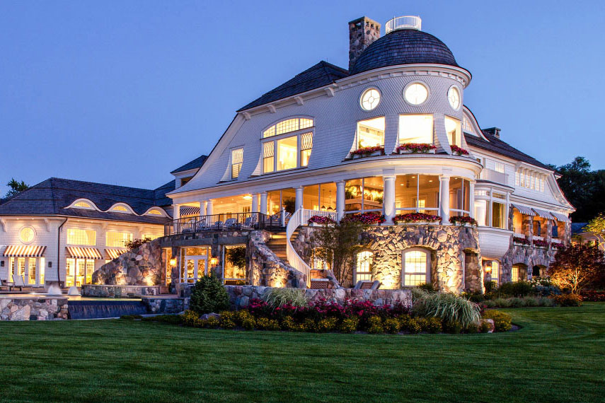 Lakeside Resort-Like Luxury Home - Holland, Michigan
